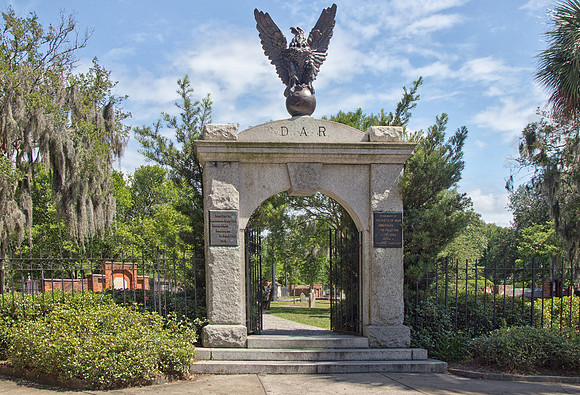 Colonial Park Cemetery
